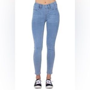Judy Blue skinny jeggings, size 15/32